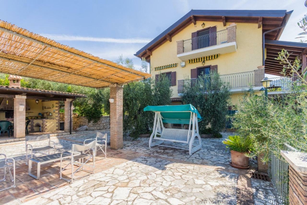 Villa La Casetta Sonnino Екстериор снимка