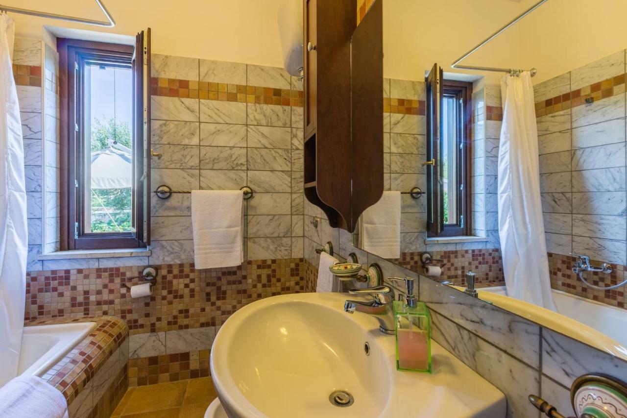 Villa La Casetta Sonnino Екстериор снимка