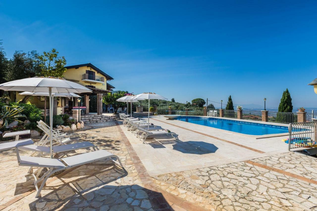 Villa La Casetta Sonnino Екстериор снимка