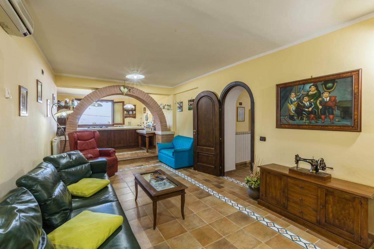 Villa La Casetta Sonnino Екстериор снимка